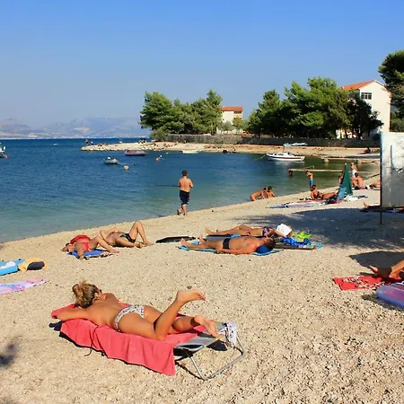 公寓 By The Sea Mastrinka, Ciovo - 15226